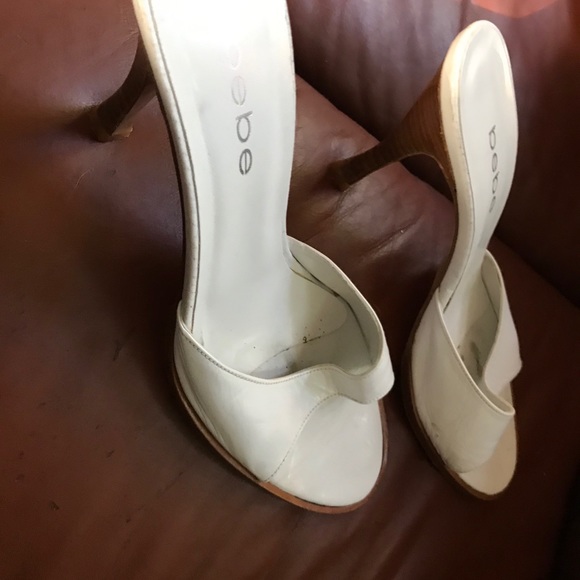 Bebe Leather Upper White Heel Sandals - Picture 2 of 9